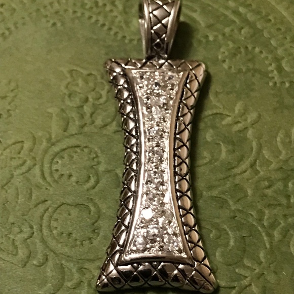 ⭐️Host Pick⭐️ Silver Pendant with CZ Stones - gorgeous quality - Picture 4 of 6